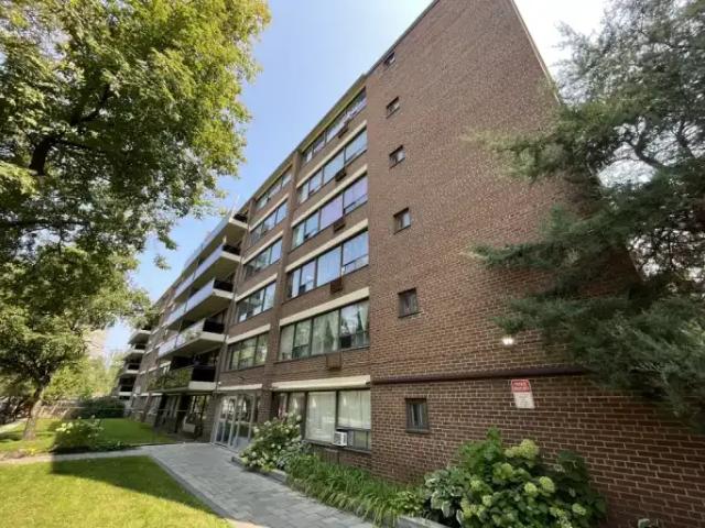 Apartment 1 Bedroom For Rent East York ON 1935 ES100668832