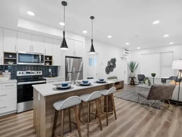 Apartment 1 Bedroom For Rent Edmonton AB 1650 ES93049643