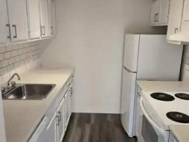 Apartment 1 Bedroom For Rent Edmonton AB 1000 ES100084869