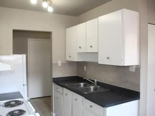 Apartment 1 Bedroom For Rent Edmonton AB 1020 ES104362002