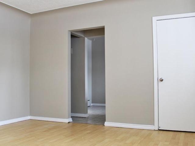 Apartment 1 Bedroom For Rent Edmonton AB 1149 ES98310588