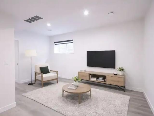 Apartment 1 Bedroom For Rent Edmonton AB 1300 ES103379836