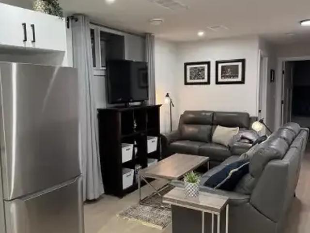 Apartment 1 Bedroom For Rent Edmonton AB 1300 ES104940244