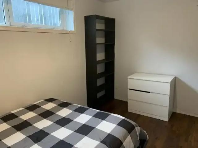 Apartment 1 Bedroom For Rent Edmonton AB 700 ES100758373
