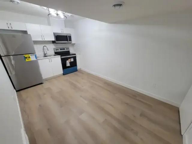 Apartment 1 Bedroom For Rent Edmonton AB 950 ES104106594