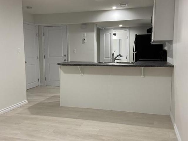 Apartment 1 Bedroom For Rent Edmonton AB 975 ELS100707543