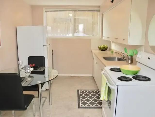 Apartment 1 Bedroom For Rent Edmonton AB 900 ES105071425