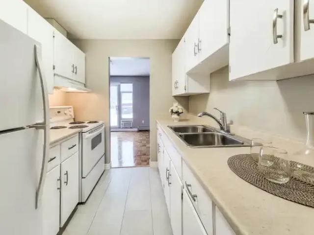 Apartment 1 Bedroom For Rent Fergus ON 1930 ES104840959
