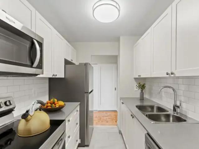Apartment 1 Bedroom For Rent Guelph ON 1735 ES103150615
