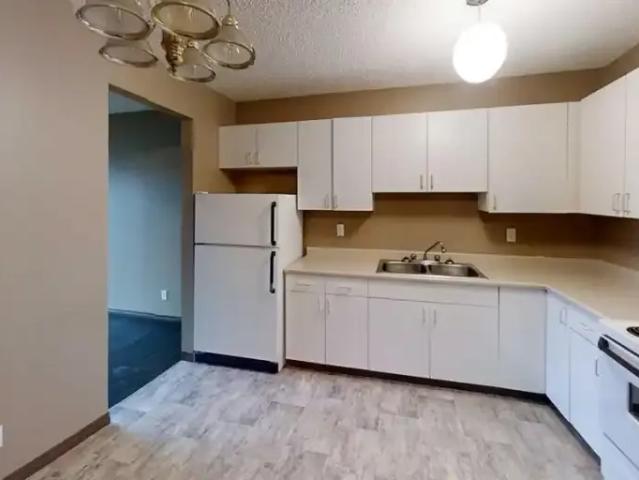 Apartment 1 Bedroom For Rent High Prairie AB 800 ES105135767
