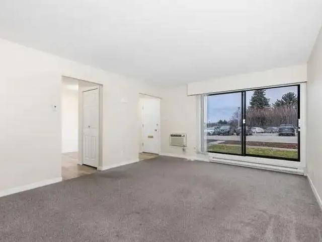 Apartment 1 Bedroom For Rent Kamloops BC 1750 ES101789456