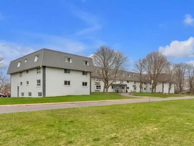 Apartment 1 Bedroom For Rent Kingston ON 1585 ELS96585437