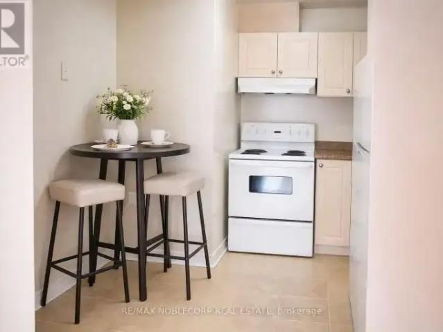 Apartment 1 Bedroom For Rent Kitchener ON 1600 ES104754073