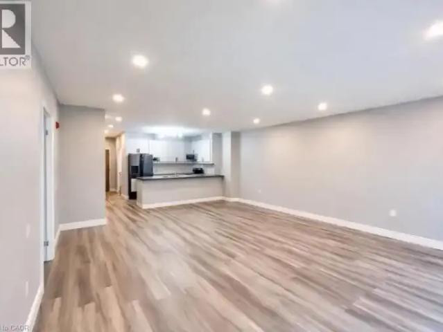 Apartment 1 Bedroom For Rent Kitchener ON 2250 ES103879576