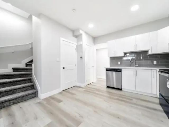 Apartment 1 Bedroom For Rent Leduc AB 1075 ES102845872