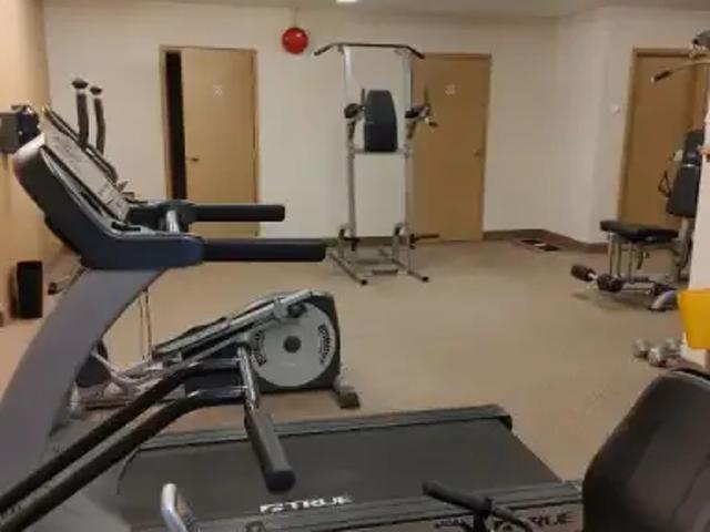 Apartment 1 Bedroom For Rent London ON 1350 ES104470352