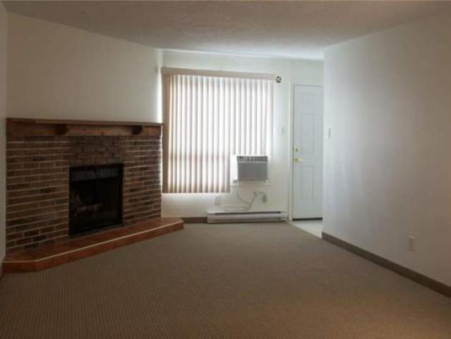 Apartment 1 Bedroom For Rent Portage La Prairie MB 900 ES96586203