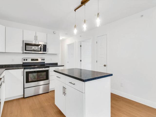 Apartment 1 Bedroom For Rent Riverview NB 1350 ES98314514