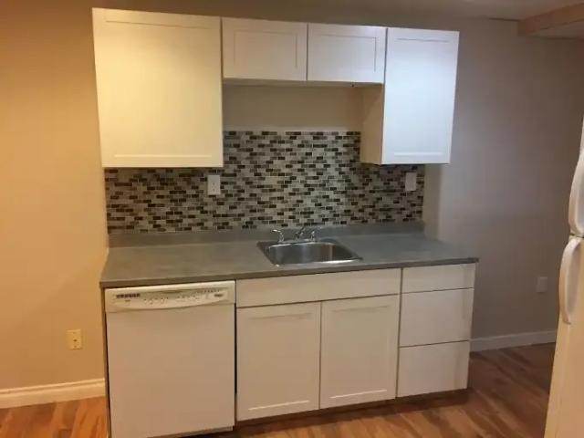 Apartment 1 Bedroom For Rent St. Albert AB 1000 ES104179039