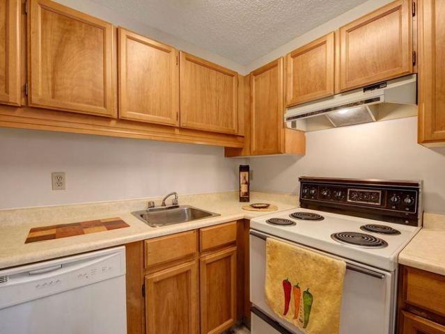 Apartment 1 Bedroom For Rent St. Albert AB 1440 ES93149060