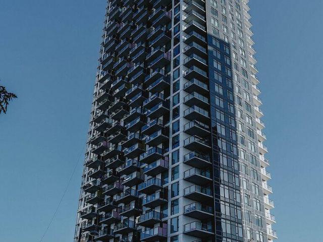 Apartment 1 Bedroom For Rent Surrey BC 1800 ES98314741