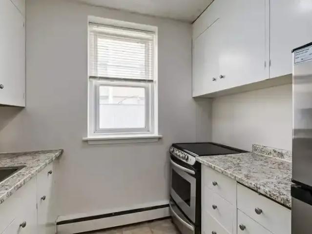 Apartment 1 Bedroom For Rent Saskatoon SK 1219 ES103010827