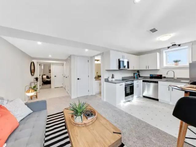 Apartment 1 Bedroom For Rent Saskatoon SK 1295 ES97969933