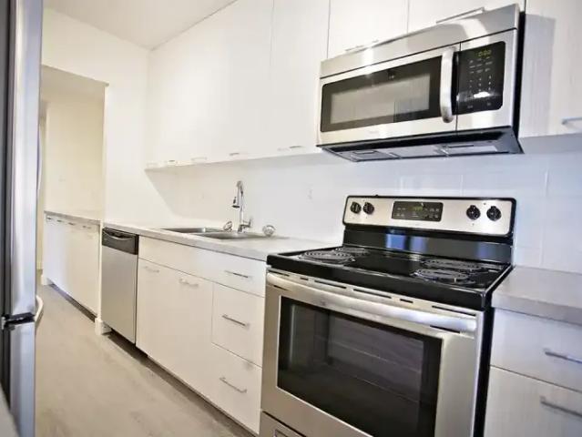Apartment 1 Bedroom For Rent Saskatoon SK 1659 ES98703017