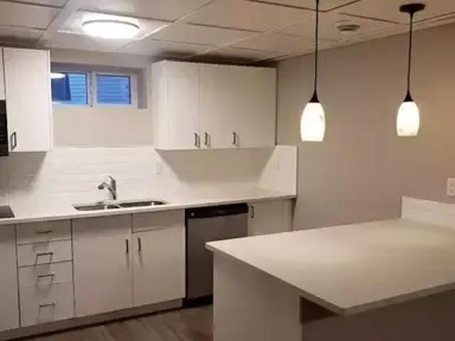 Apartment 1 Bedroom For Rent Sherwood Park AB 1250 ELS101041715