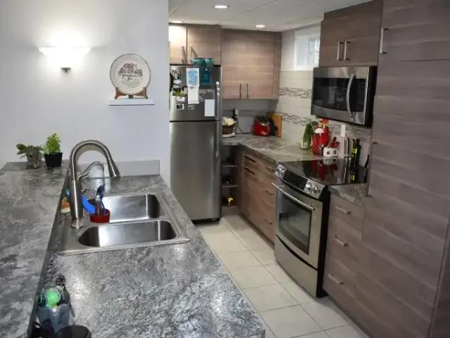 Apartment 1 Bedroom For Rent Sherwood Park AB 1350 ELS102770692