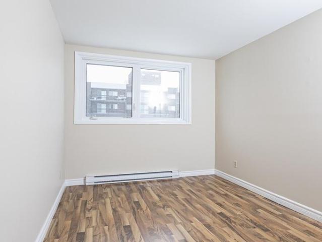 Apartment 1 Bedroom For Rent Sherbrooke QC 595 ES94984849