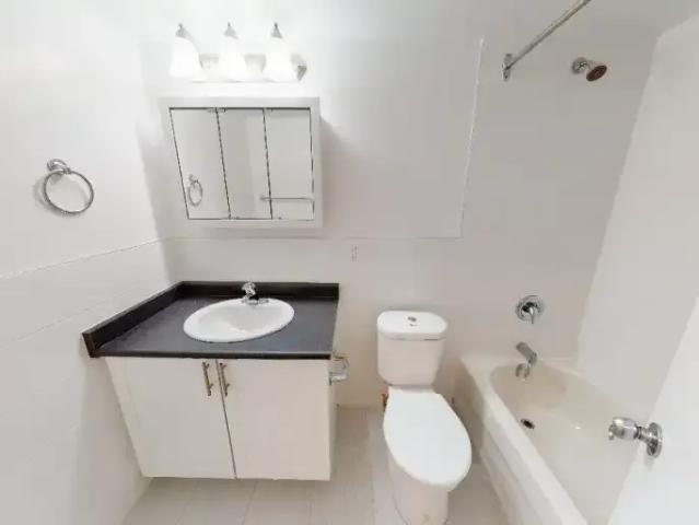 Apartment 1 Bedroom For Rent Thornhill ON 1995 ELS101088806