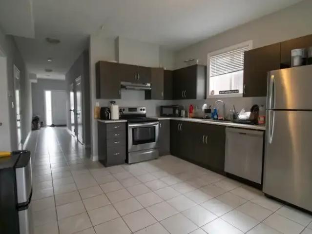 Apartment 1 Bedroom For Rent Thorold ON 675 ES102846383