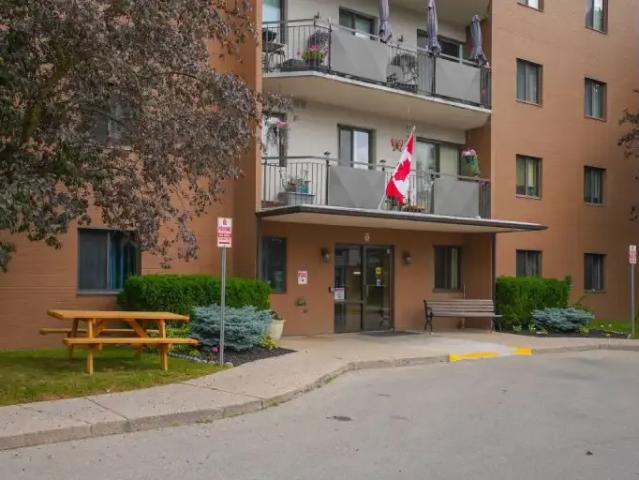 Apartment 1 Bedroom For Rent Tillsonburg ON 1649 ES103541242