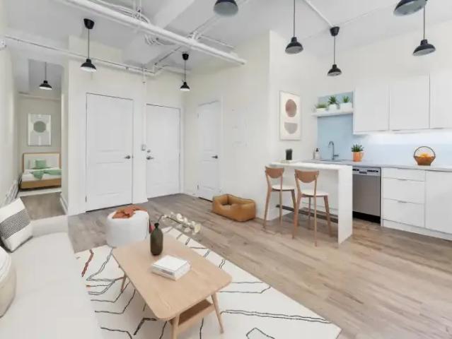 Apartment 1 Bedroom For Rent Toronto ON 2000 ES99409957