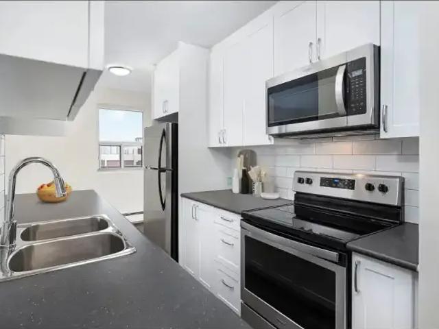 Apartment 1 Bedroom For Rent Toronto ON 2110 ES103739018