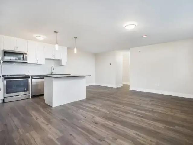 Apartment 1 Bedroom For Rent Toronto ON 2127 ES103118569