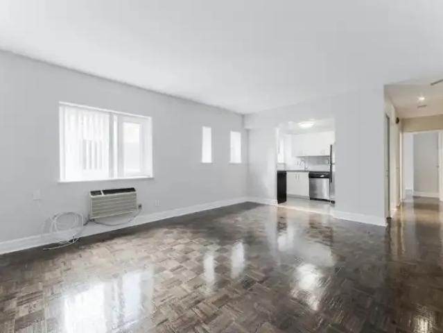 Apartment 1 Bedroom For Rent Toronto ON 2214 ELS98702985