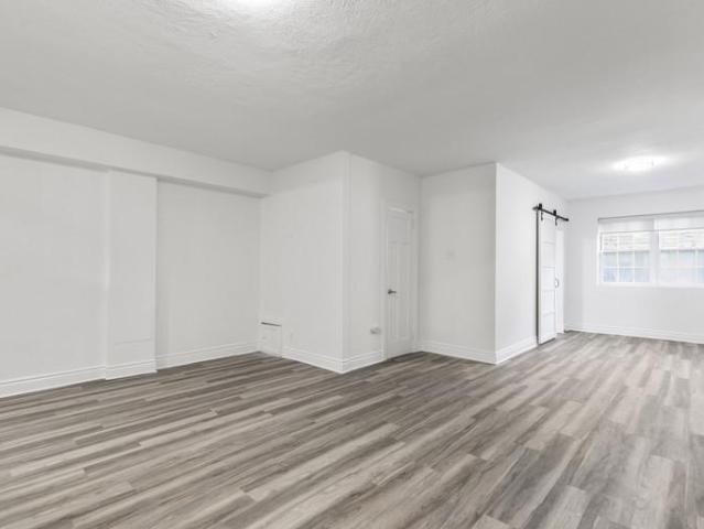 Apartment 1 Bedroom For Rent Toronto ON 2570 ELS93943936