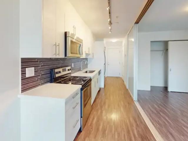 Apartment 1 Bedroom For Rent Vancouver BC 2004 ES104036344