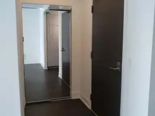 Apartment 1 Bedroom For Rent Vaughan ON 2225 ES104506989