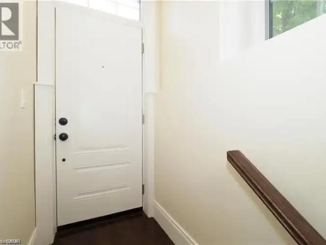 Apartment 1 Bedroom For Rent Waterloo ON 1875 ES102085927