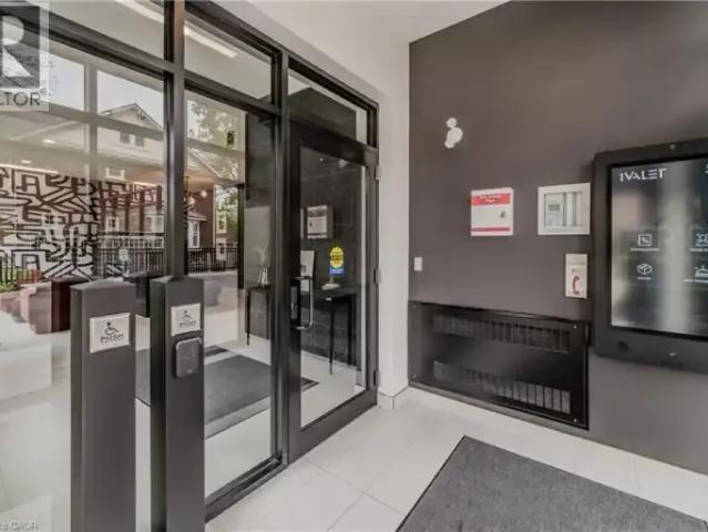 Apartment 1 Bedroom For Rent Waterloo ON 2095 ES100941207