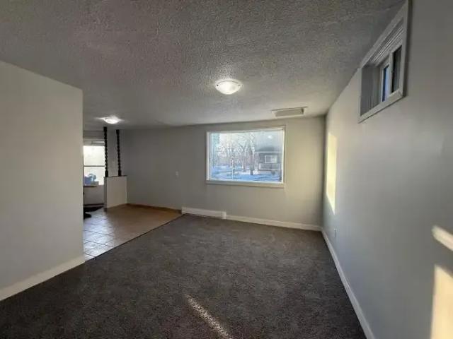 Apartment 1 Bedroom For Rent Winnipeg MB 1300 ES102468296