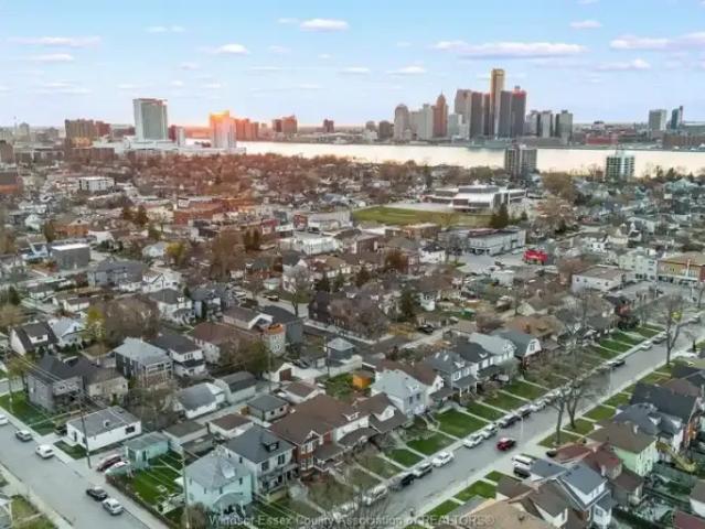 Apartment 1 Bedroom For Rent Windsor ON 1650 ES102085943