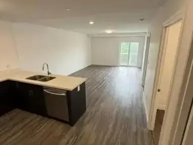 Apartment 1 Bedroom For Rent Windsor ON 1850 ES103380109