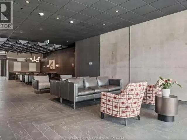 Apartment 1 Bedroom For Rent Windsor ON 2069 ES102579002