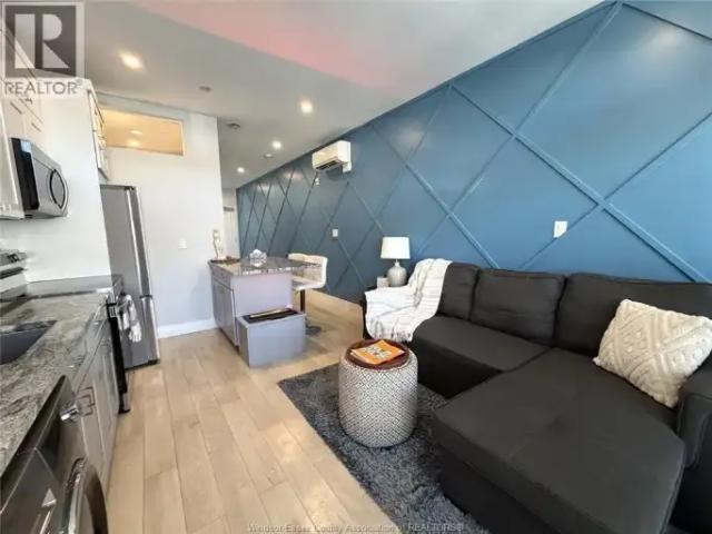 Apartment 1 Bedroom For Rent Windsor ON 2245 ELS101043068