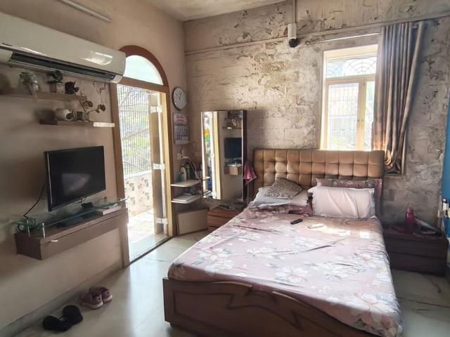Apartment 1 Bedroom 450 Sq. Ft. Apartment in Mahim West Mumbai Listing ID: #10096