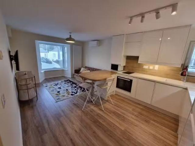 Apartment 1, Caryle House, 27b Church Street, Howth, Howth, Du.